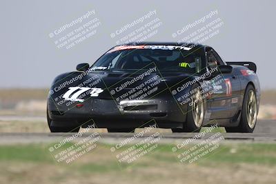 media/Oct-25-2025-CalClub SCCA (Sat) [[34c778dfbe]]/Group 3/Qualifying/